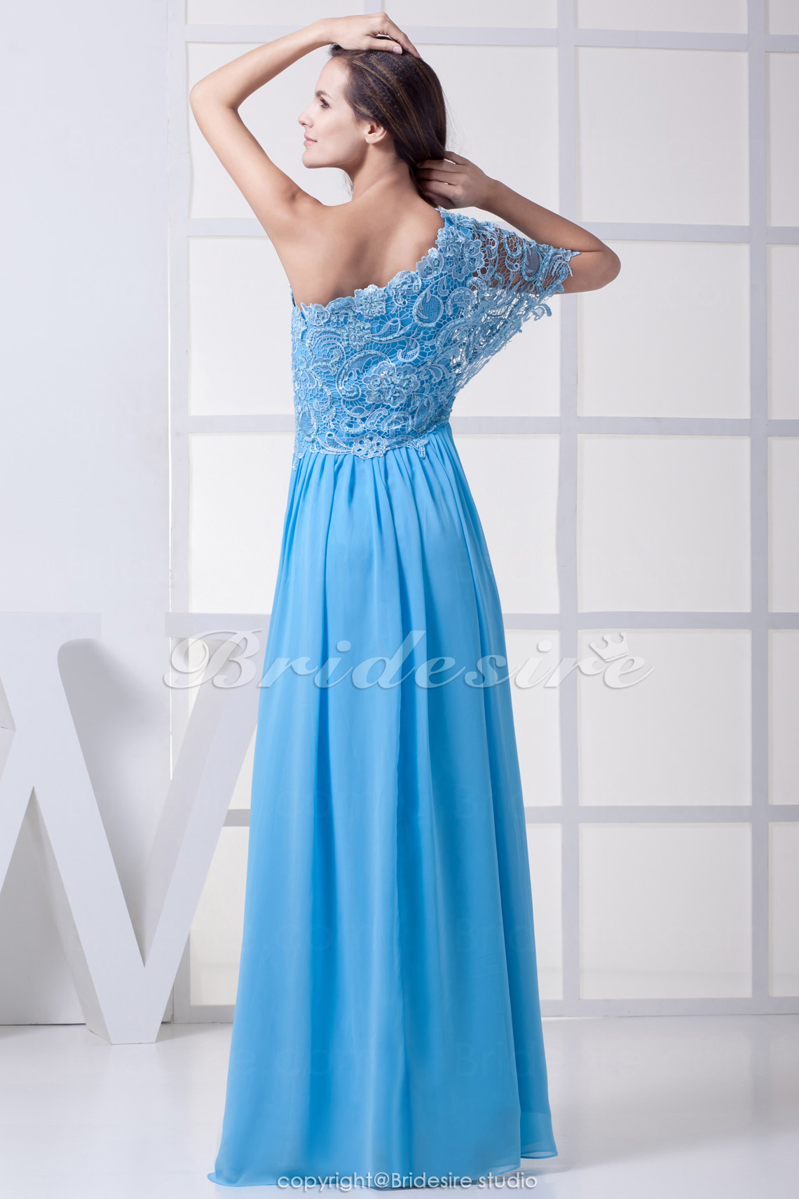 one by eight short sleeve lace evening gown